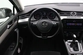 Volkswagen Passat, 1.8, 132 kW, petrol, automatic, front-wheel drive