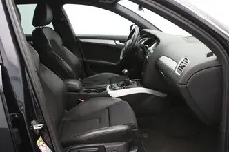 Audi A4, 1.8, 88 kW, bensiin, manuaal, esivedu