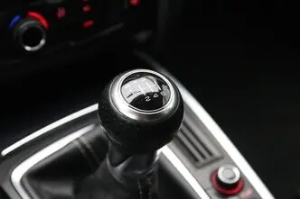 Audi A4, 1.8, 88 kW, bensiin, manuaal, esivedu