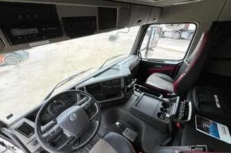 Volvo FM 460 8x2*6, 345 kW, дизель, автомат