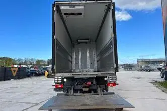 Volvo FH 460 6x2*4, 345 kW, дизель, автомат