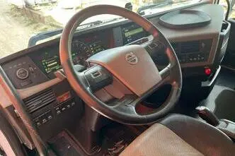 Volvo FH 540 6x4, 405 kW, дизель, автомат