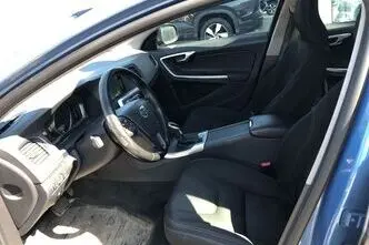 Volvo S60, 2.0, 110 kW, бензин, автомат, передний привод