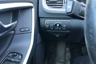 Volvo S60, 2.0, 110 kW, бензин, автомат, передний привод