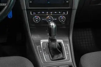 Volkswagen Golf, 1.0, 81 kW, bensiin, automaat, esivedu