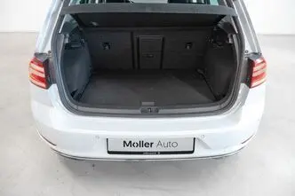 Volkswagen Golf, 1.0, 81 kW, bensiin, automaat, esivedu