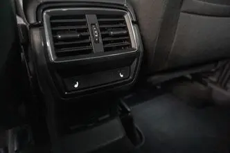 Škoda Karoq, 2.0, 110 kW, дизель, автомат, полный привод