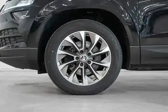 Škoda Karoq, 2.0, 110 kW, дизель, автомат, полный привод