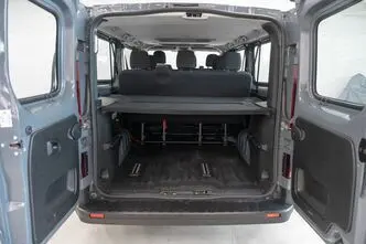 Renault Trafic, 2.0, 110 kW, дизель, механическая, передний привод