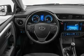 Toyota Corolla, 1.6, 97 kW, бензин, механическая, передний привод