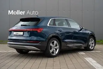 Audi e-tron, 300 kW, электричество, автомат, полный привод