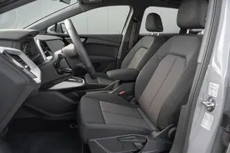 Audi Q4 e-tron, 210 kW, elekter, automaat, tagavedu