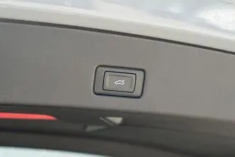 Audi Q4 e-tron, 210 kW, elekter, automaat, tagavedu