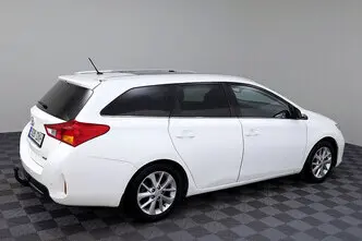 Toyota Auris, 1.6, 131 kW, petrol+lpg, automatic, front-wheel drive