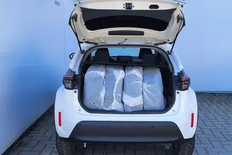 Toyota Yaris Cross, 1.5, 68 kW, гибрид, автомат, передний привод
