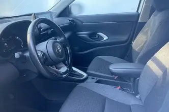 Toyota Yaris Cross, 1.5, 68 kW, hybrid, automatic, front-wheel drive