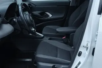 Toyota Yaris Cross, 1.5, 68 kW, hybrid, automatic, front-wheel drive