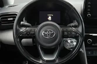 Toyota Yaris Cross, 1.5, 68 kW, hybrid, automatic, front-wheel drive