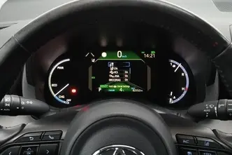Toyota Yaris Cross, 1.5, 68 kW, hybrid, automatic, front-wheel drive