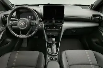 Toyota Yaris Cross, 1.5, 68 kW, hybrid, automatic, four-wheel drive