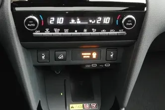 Toyota Yaris Cross, 1.5, 68 kW, hybrid, automatic, four-wheel drive