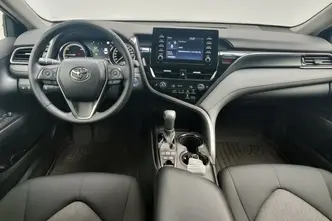 Toyota Camry, 2.5, 131 kW, hybrid, automatic, front-wheel drive