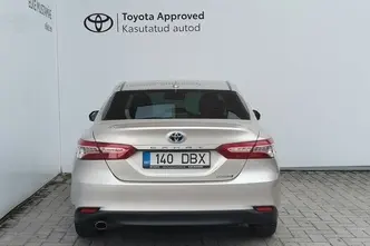 Toyota Camry, 2.5, 131 kW, hybrid, automatic, front-wheel drive