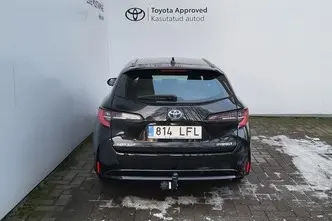 Toyota Corolla, 1.8, 72 kW, hybrid, automatic, front-wheel drive