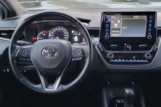 Toyota Corolla, 1.8, 72 kW, hybrid, automatic, front-wheel drive