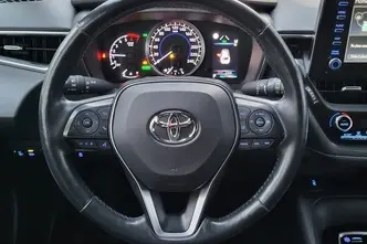 Toyota Corolla, 1.8, 72 kW, hybrid, automatic, front-wheel drive