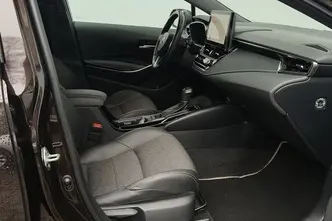 Toyota Corolla, 1.8, 72 kW, гибрид, автомат, передний привод