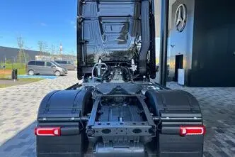 Mercedes-Benz Actros, 12.8, 330 kW, diisel, automaat, tagavedu