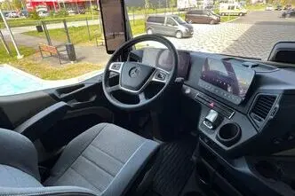 Mercedes-Benz Actros, 12.8, 330 kW, diisel, automaat, tagavedu