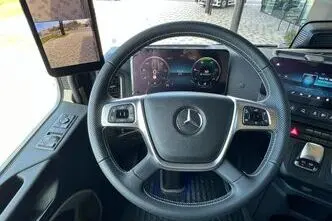 Mercedes-Benz Actros, 12.8, 330 kW, diisel, automaat, tagavedu