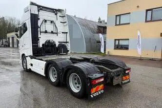 Volvo FH750 6X4 + RETARDER + HYDRAULICS, 552 kW, diesel, automatic