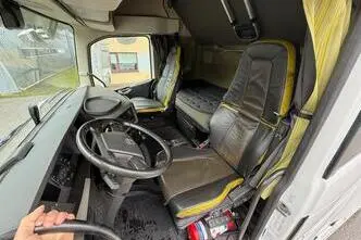 Volvo FH750 6X4 + RETARDER + HYDRAULICS, 552 kW, diesel, automatic