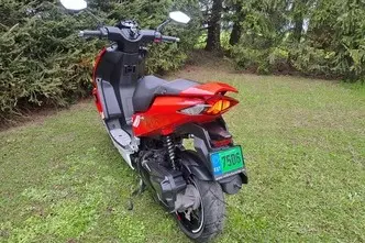 Peugeot SPEEDFIGHT, 2.2 kW, бензин, автомат, задний привод