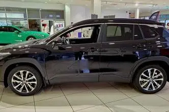 Toyota Corolla Cross, 2.0, 112 kW, hybrid, automatic, front-wheel drive