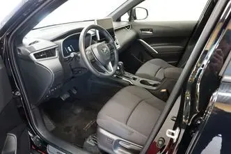 Toyota Corolla Cross, 1.8, 72 kW, hybrid, automatic, front-wheel drive