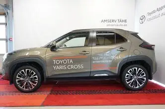 Toyota Yaris Cross, 1.5, 68 kW, hübriid, automaat, esivedu