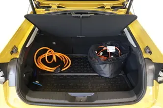 Toyota Prius, 2.0, 111 kW, pistikhübriid, automaat, esivedu
