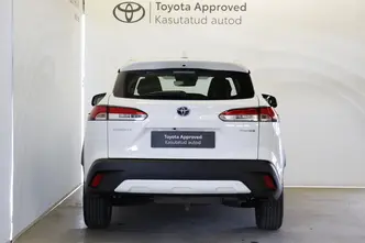 Toyota Corolla Cross, 2.0, 112 kW, hybrid, automatic, front-wheel drive
