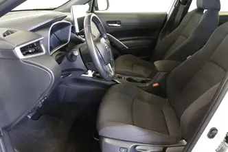 Toyota Corolla Cross, 2.0, 112 kW, hybrid, automatic, front-wheel drive