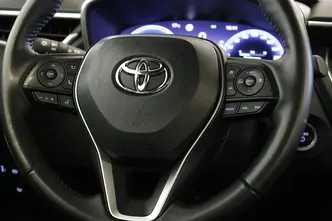 Toyota Corolla Cross, 2.0, 112 kW, hybrid, automatic, front-wheel drive
