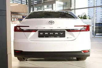 Toyota Camry, 2.5, 137 kW, hybrid, automatic, front-wheel drive