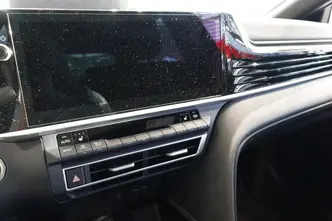 Toyota Camry, 2.5, 137 kW, hybrid, automatic, front-wheel drive