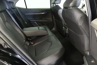 Toyota Camry, 2.5, 131 kW, hybrid, automatic, front-wheel drive