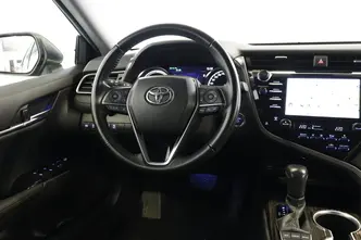 Toyota Camry, 2.5, 131 kW, hybrid, automatic, front-wheel drive