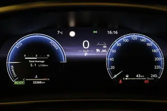 Toyota Corolla, 1.8, 72 kW, hybrid, automatic, front-wheel drive