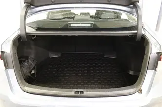 Toyota Corolla, 1.8, 72 kW, hybrid, automatic, front-wheel drive